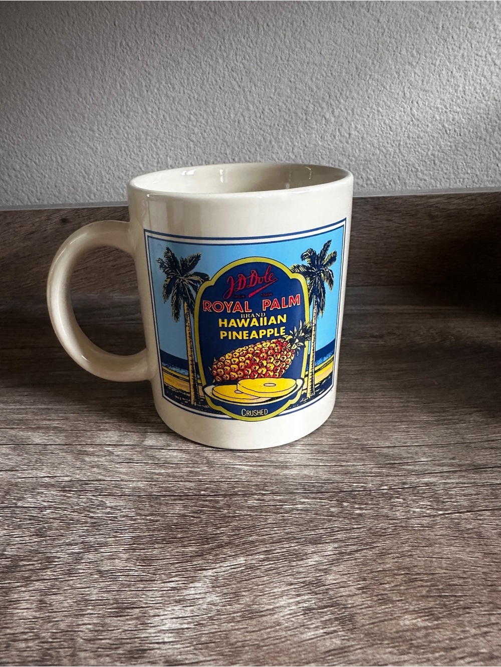 Royal Palm Hawaiian Pineapple Ceramic Mug - Cream and Blue